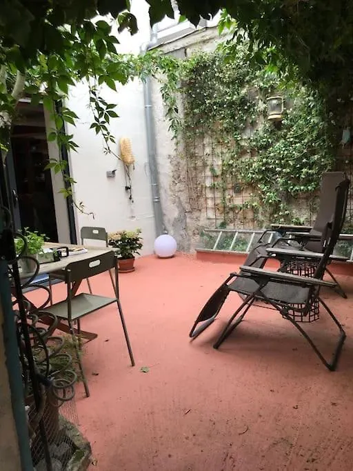 Charming And Cosy House In - Maison Individuelle A Casa de Férias Paris